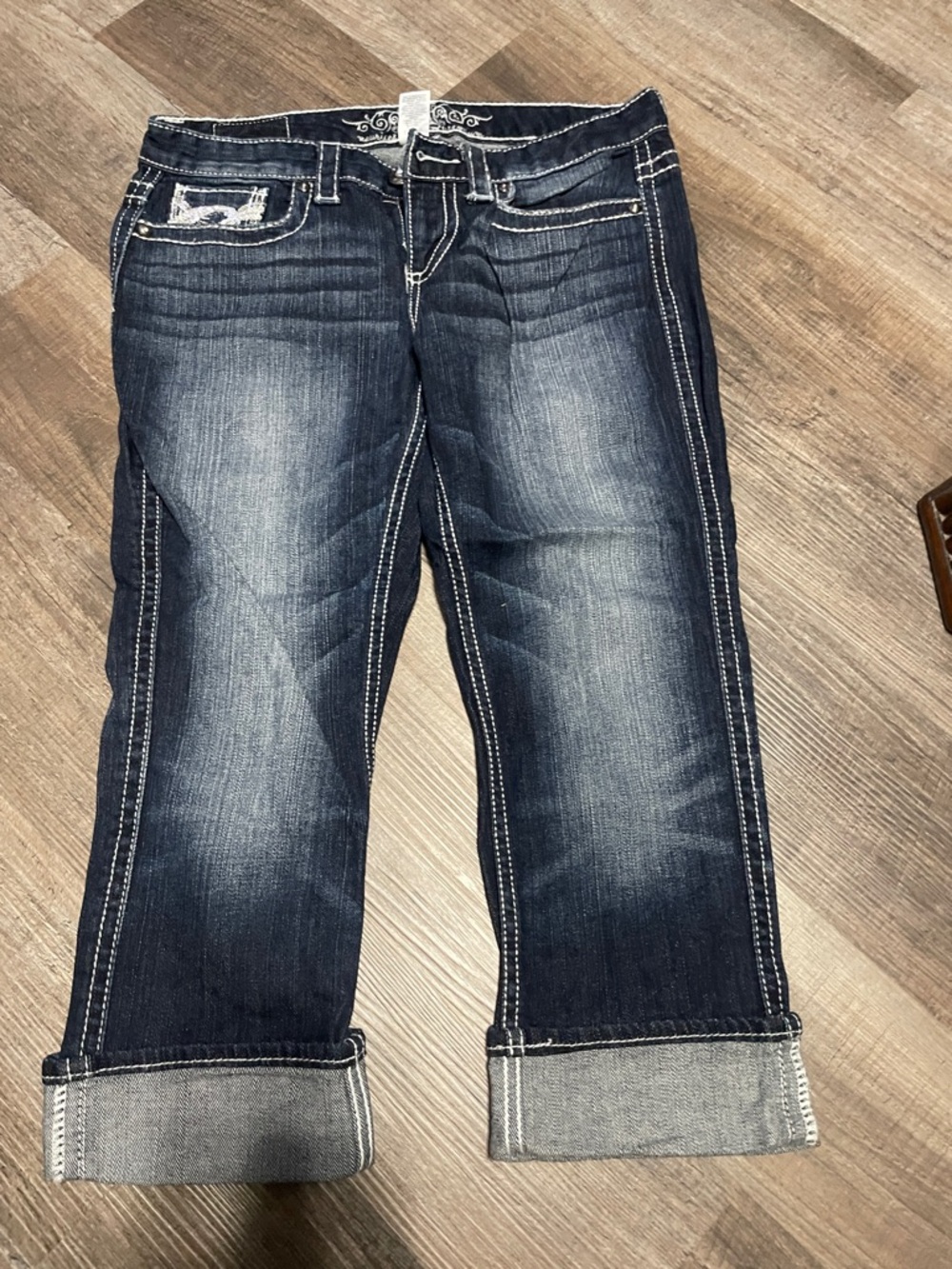 Dark Wash Women’s Cuffed Jeans - Classic Denim